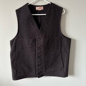 C.C. Filson Garment Vest Mackinaw Wool Charcoal Gray Pockets Vintage USA Mens 44